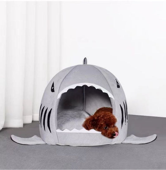 Niche pour chien - Requin Warm Pet - Le Chihuahua Voyageur
